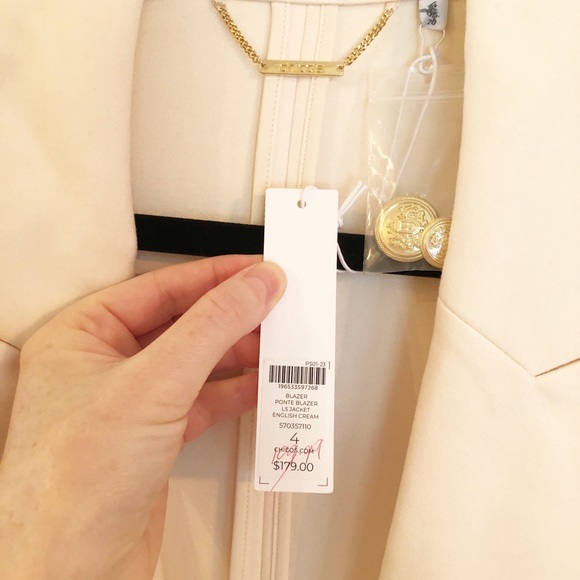 NWT NEW  Chico’s Ponte Blazer in English Cream - Picture 7 of 8
